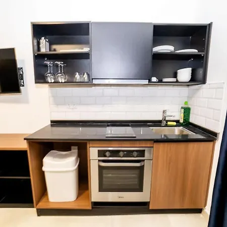 شقة Bright Penthouse With Terrace - By Hostmt خليج سانت بول